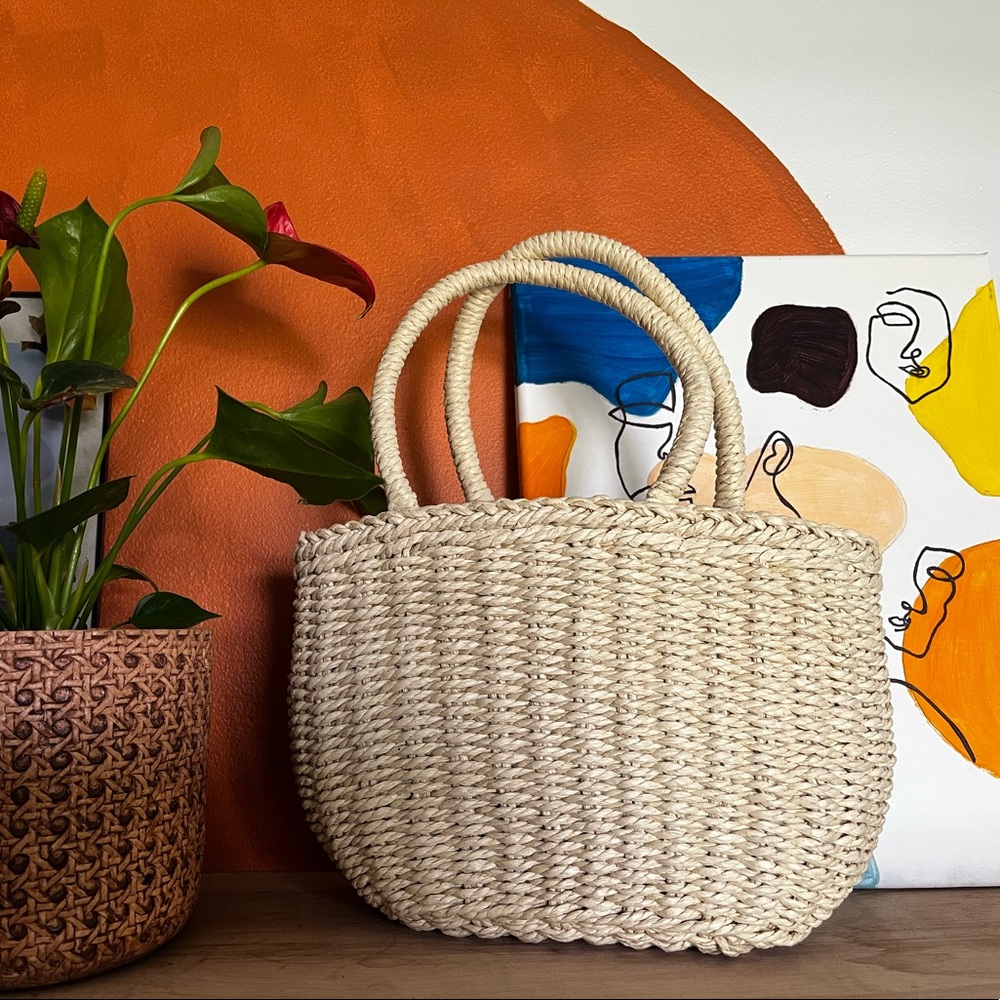 Woven handbag